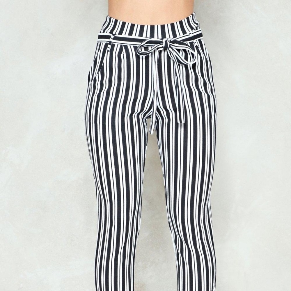 Black & White Striped Paper Bag Skinny Pants